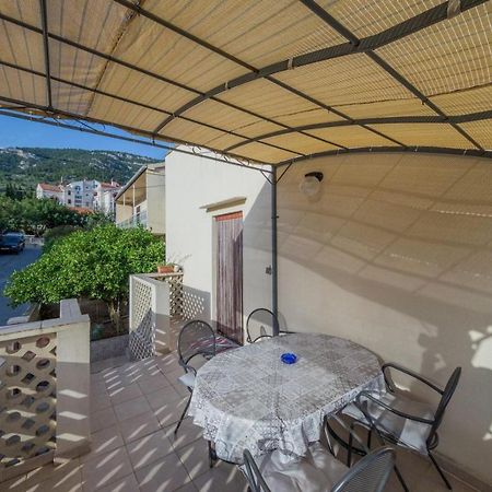 Apartmani Katija Komiža المظهر الخارجي الصورة