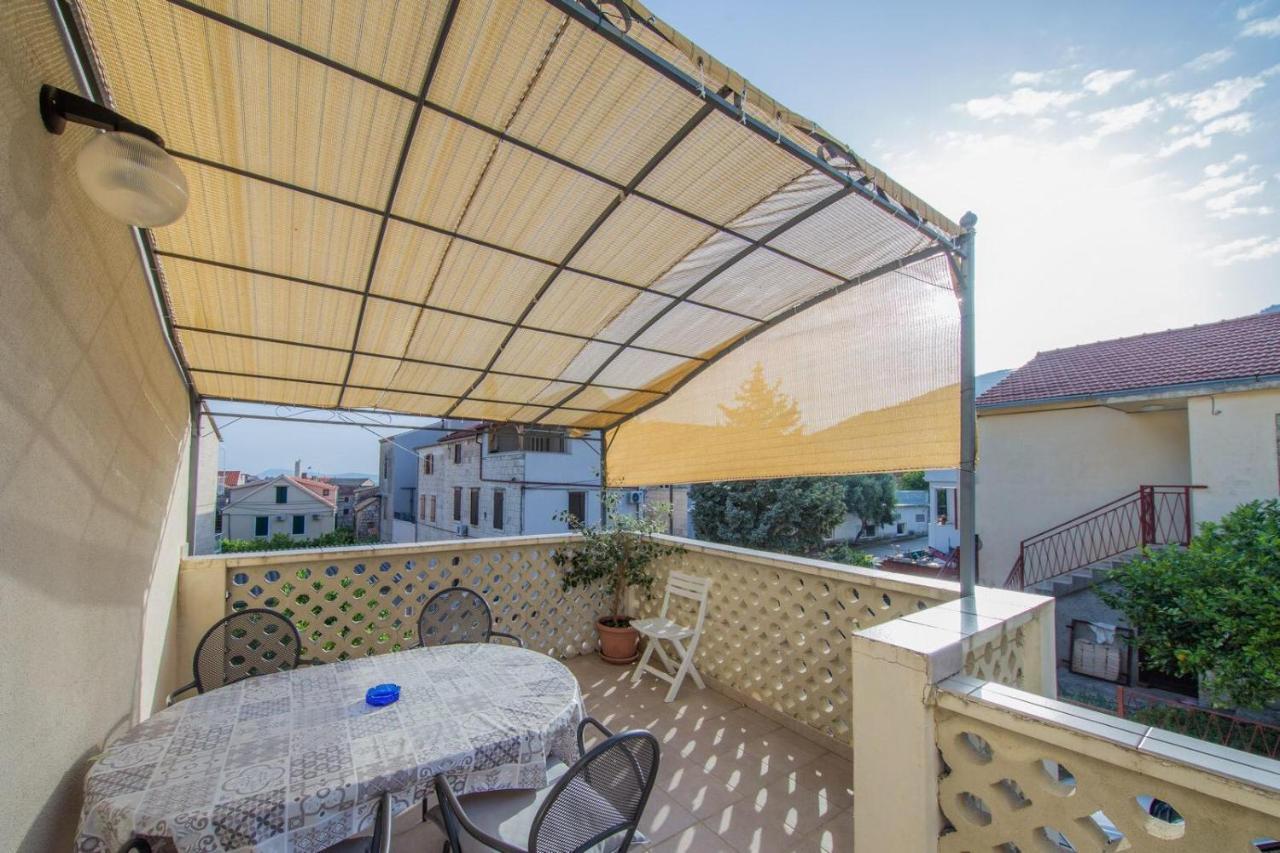 Apartmani Katija Komiža المظهر الخارجي الصورة