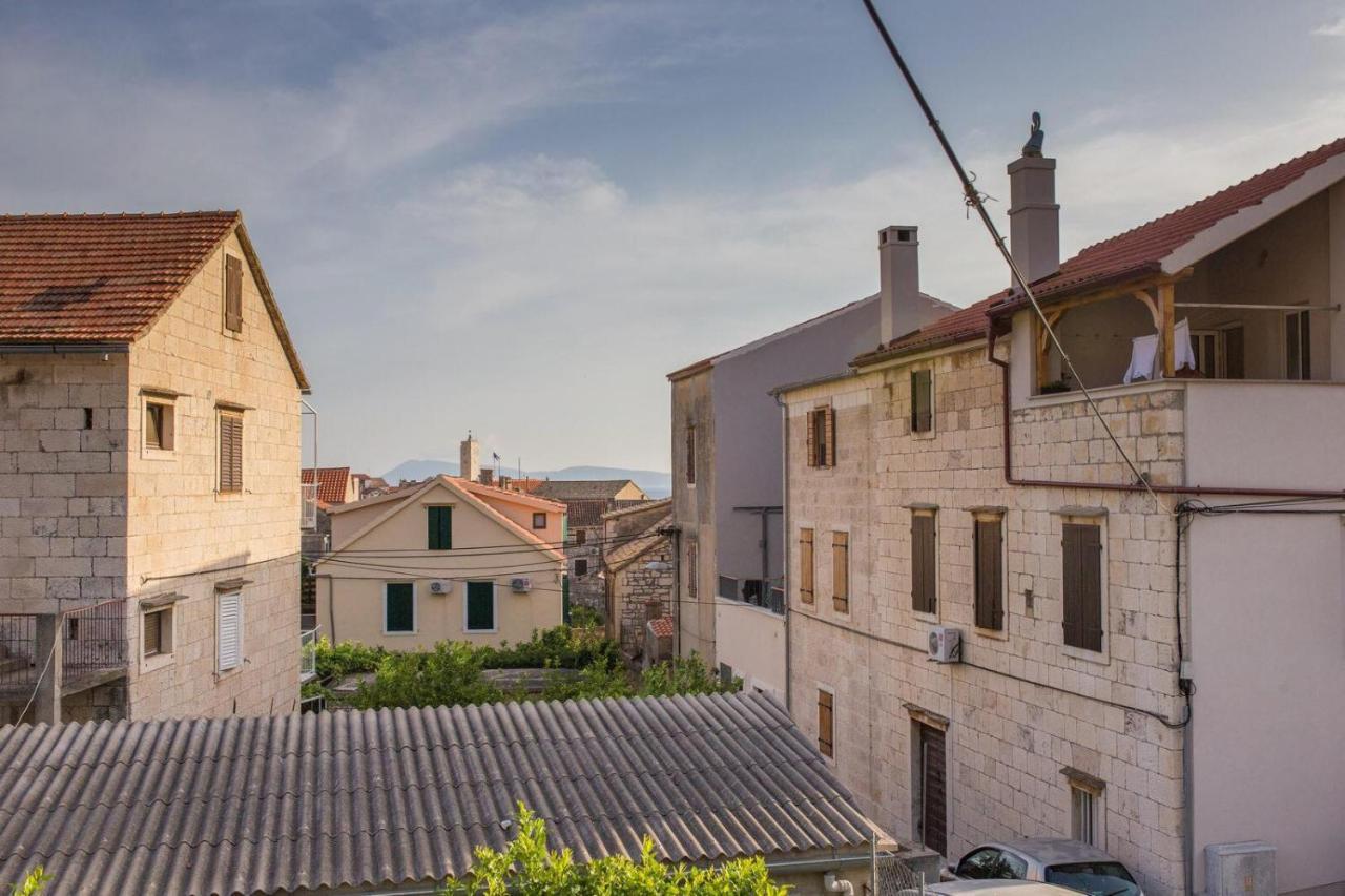 Apartmani Katija Komiža المظهر الخارجي الصورة