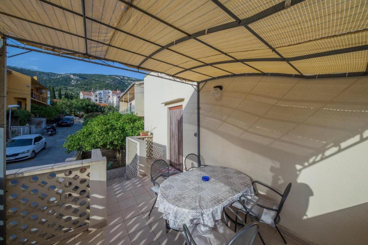 Apartmani Katija Komiža المظهر الخارجي الصورة